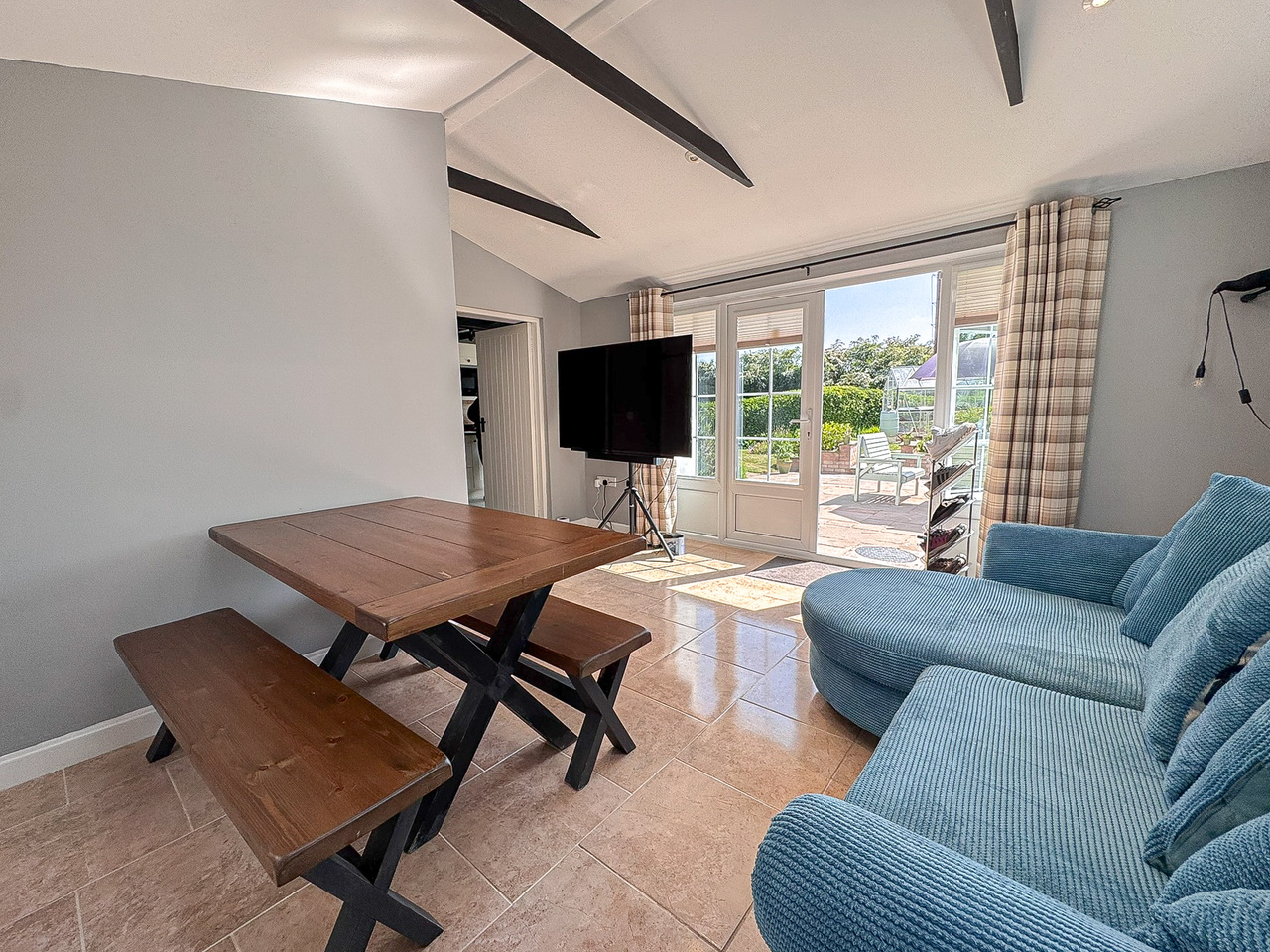 Family Room (2)