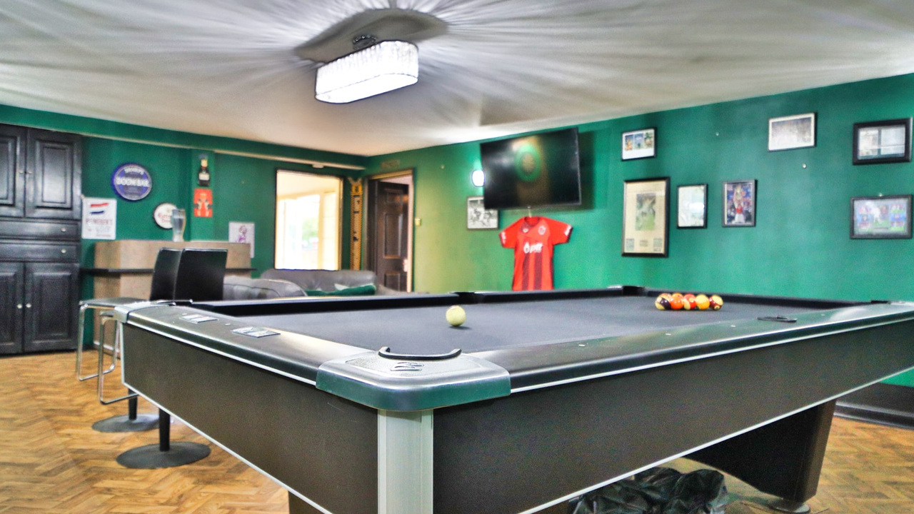 Pool Table