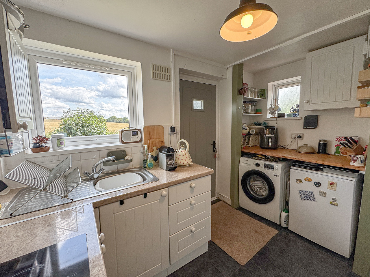 Kitchen (2)