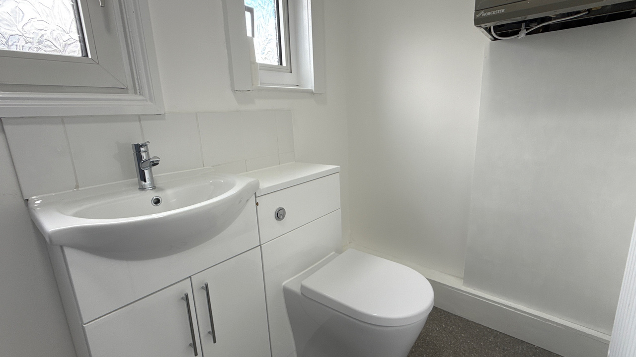 Basin & W-C.jpeg