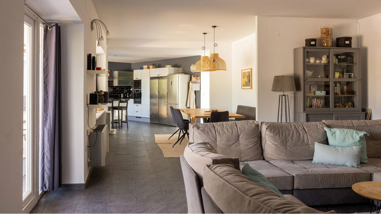 Olive Grove Estates Luxury Spanish Villa with anexe (14)