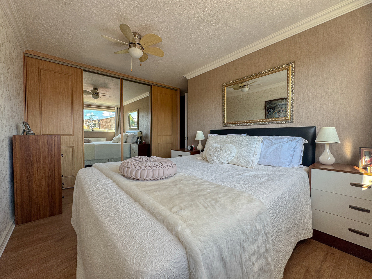 Bed 1 (2)