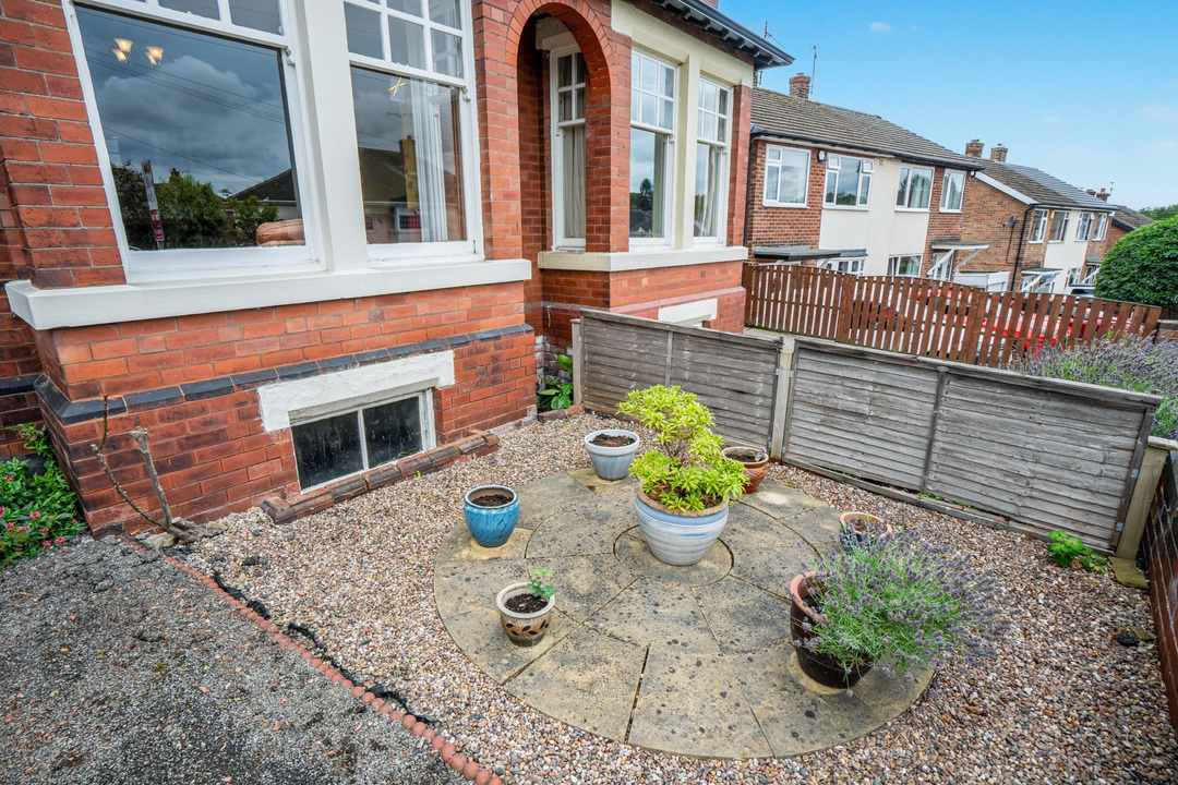 11 St. Johns Mount, Wakefield, West Yorkshire, WF1 2RR