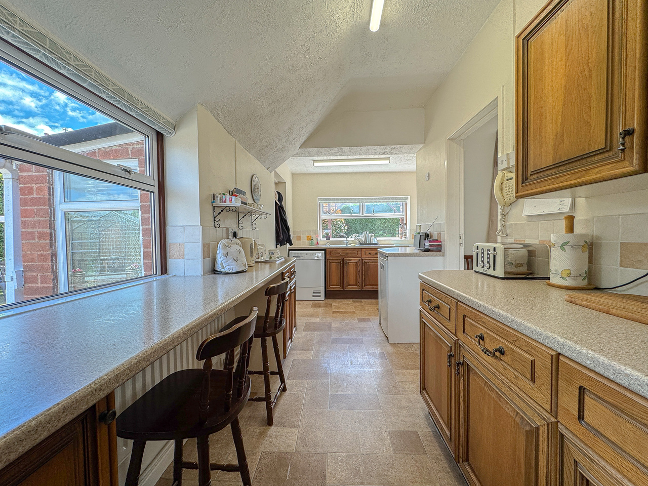 Kitchen (2)