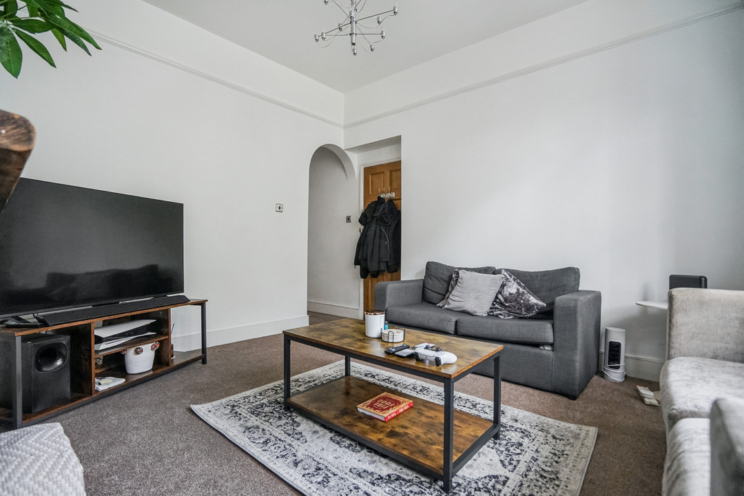 35a Rookstone Road, London, SW17 9NQ