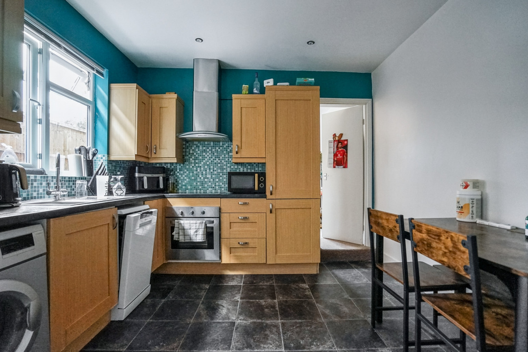 35a Rookstone Road, London, SW17 9NQ