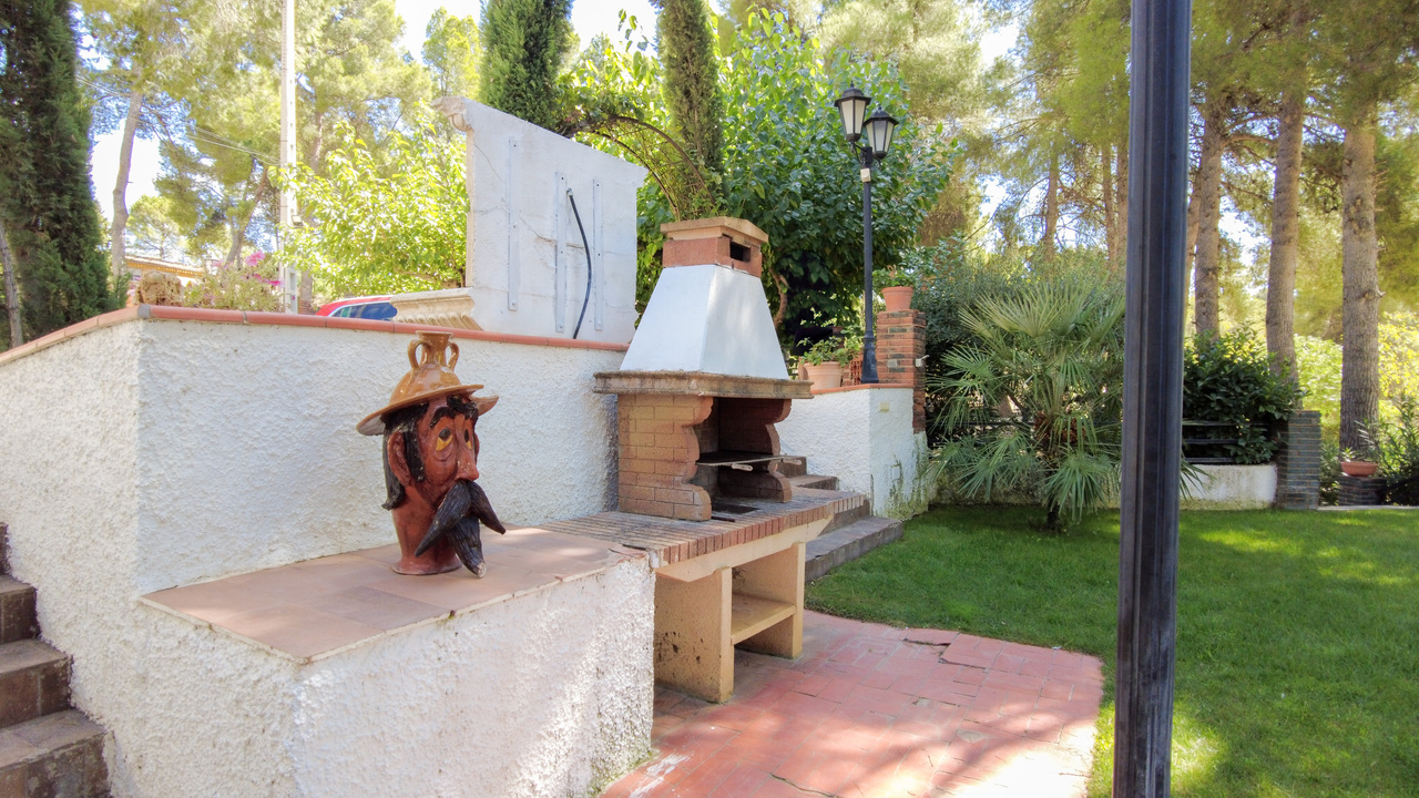 Olive Grove Estates large Villa Almansa Alicante Valencia forest buy a home in Spain (1)