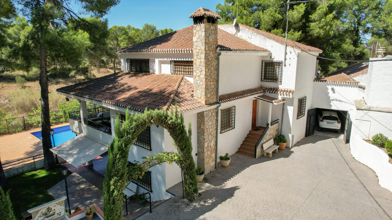 Olive Grove Estates large Villa Almansa Alicante Valencia forest buy a home in Spain (55)
