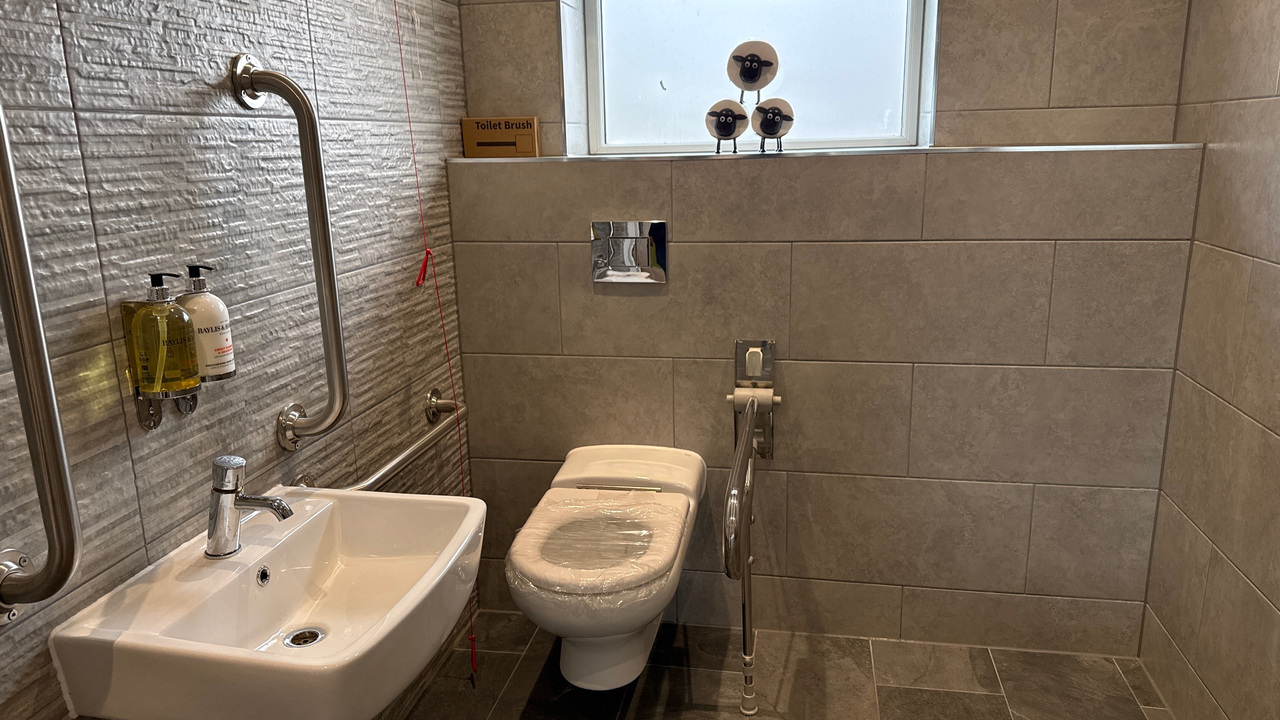 Female Toilets 2.jpeg