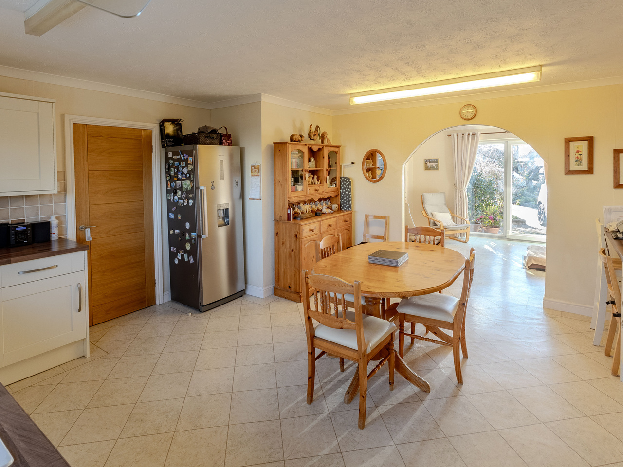 Kitchen Dining Room (2)