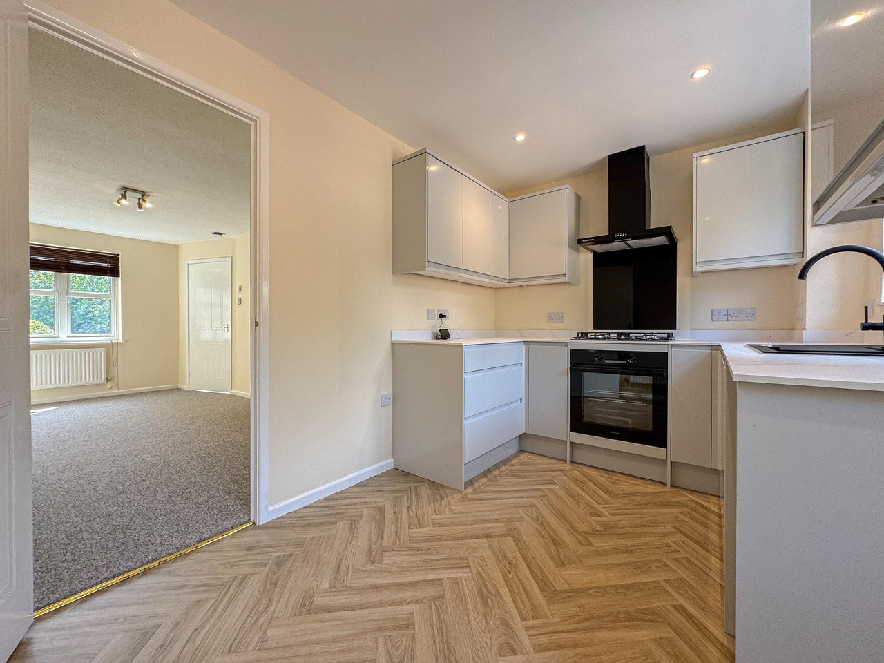 Kitchen Breakfast Room (2)