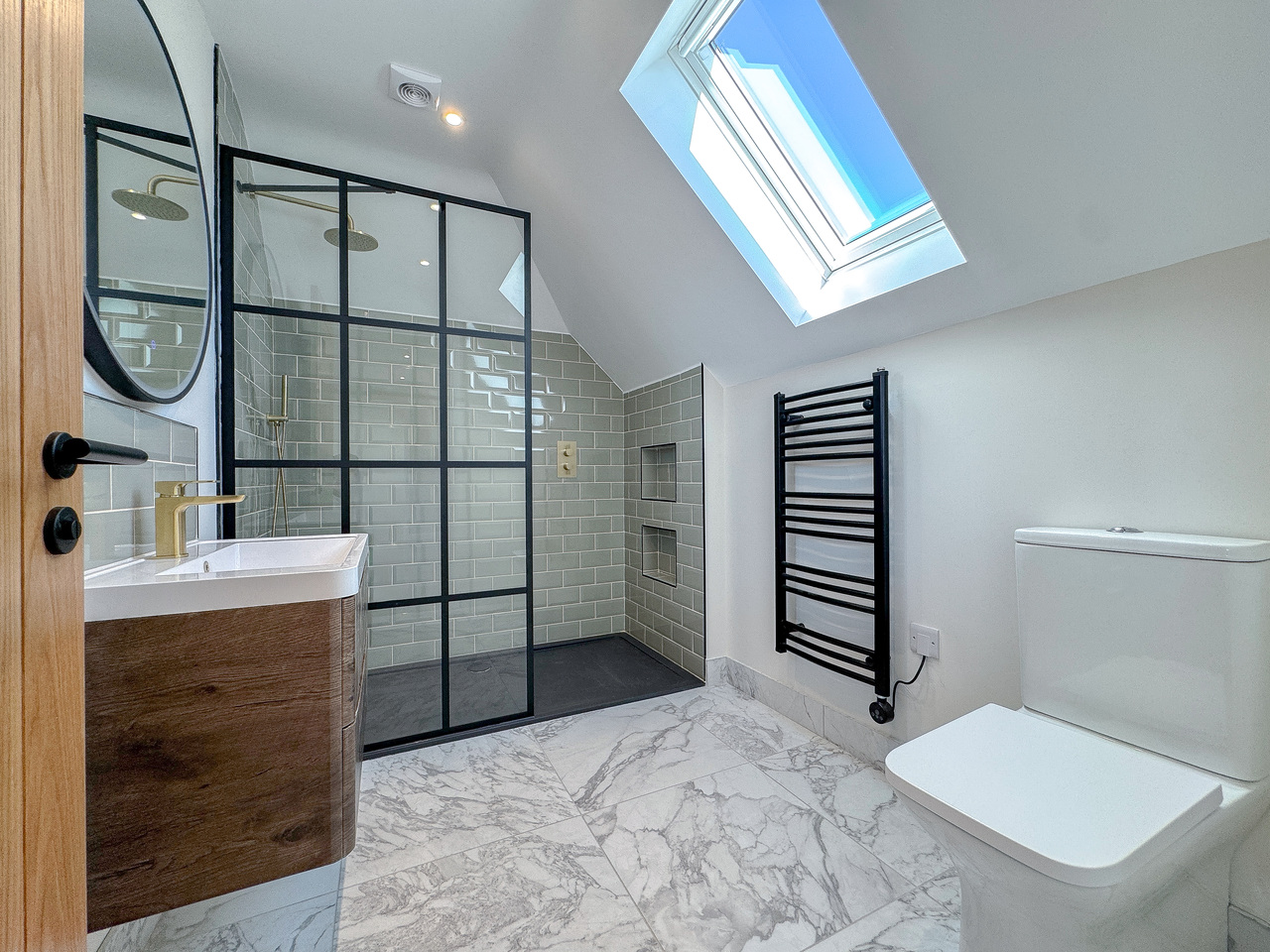 Bed 1 En Suite 