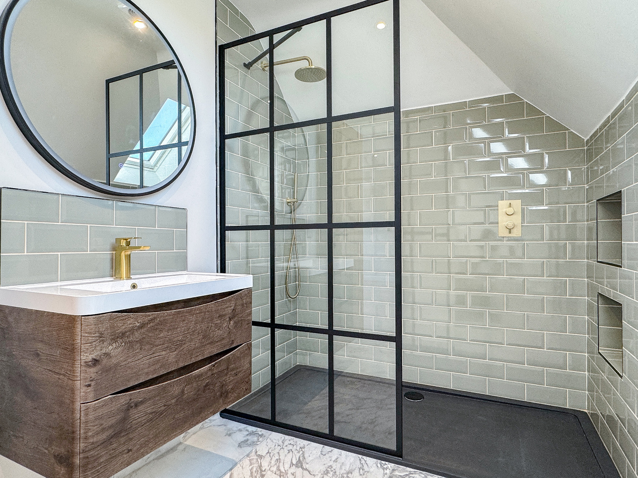 Bed 1 En Suite