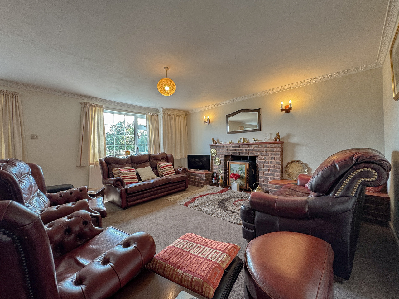 Living Room (3)