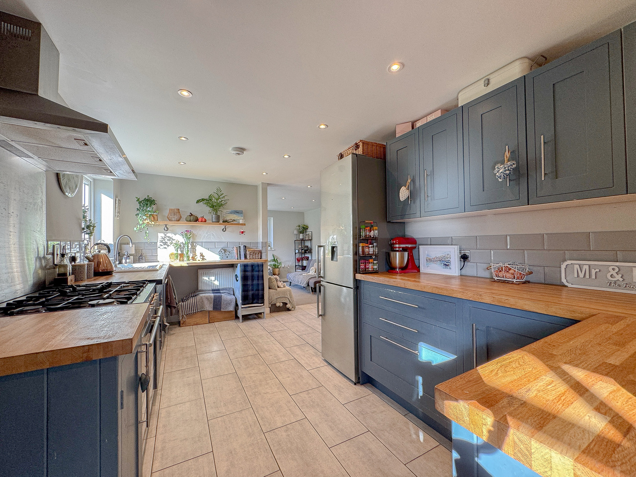 Kitchen Dining Room (2)