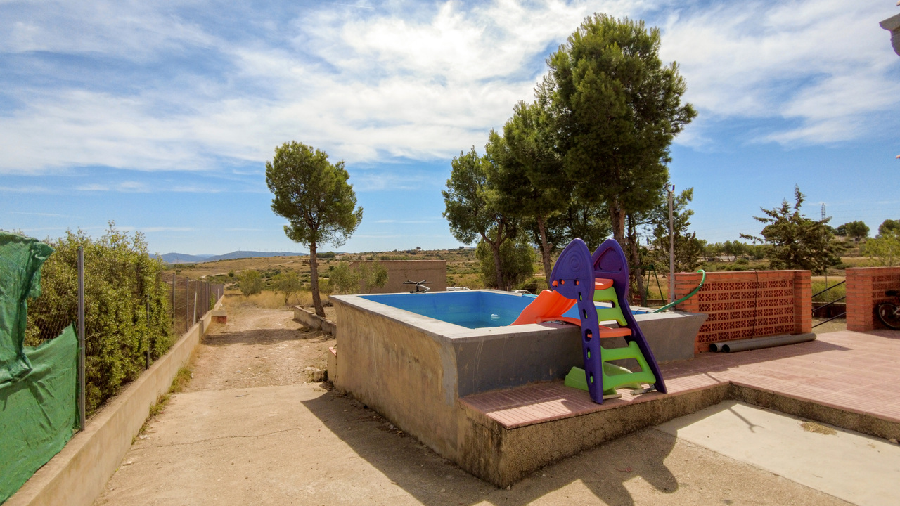 Olive Grove Estates Almansa Villa Country House for sale bargain spanish property (5)