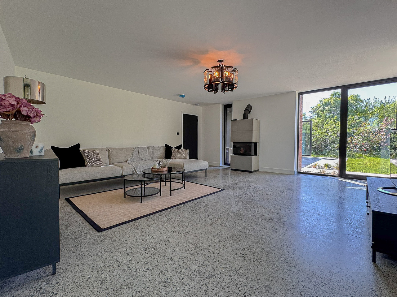 Living Room (1)