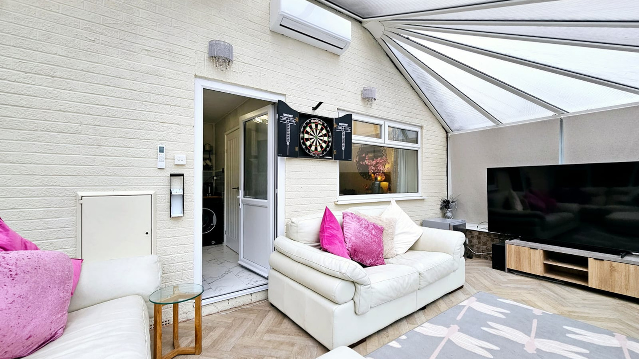 daa1b1f5-f3d2-407b-80d7-91e765eb6cb7