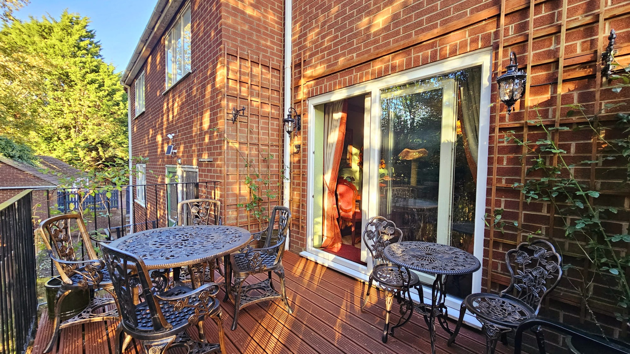 03eb4d87-8ffd-4acb-b621-13d128b3756d